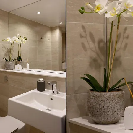 Friendly White House * Glostrup